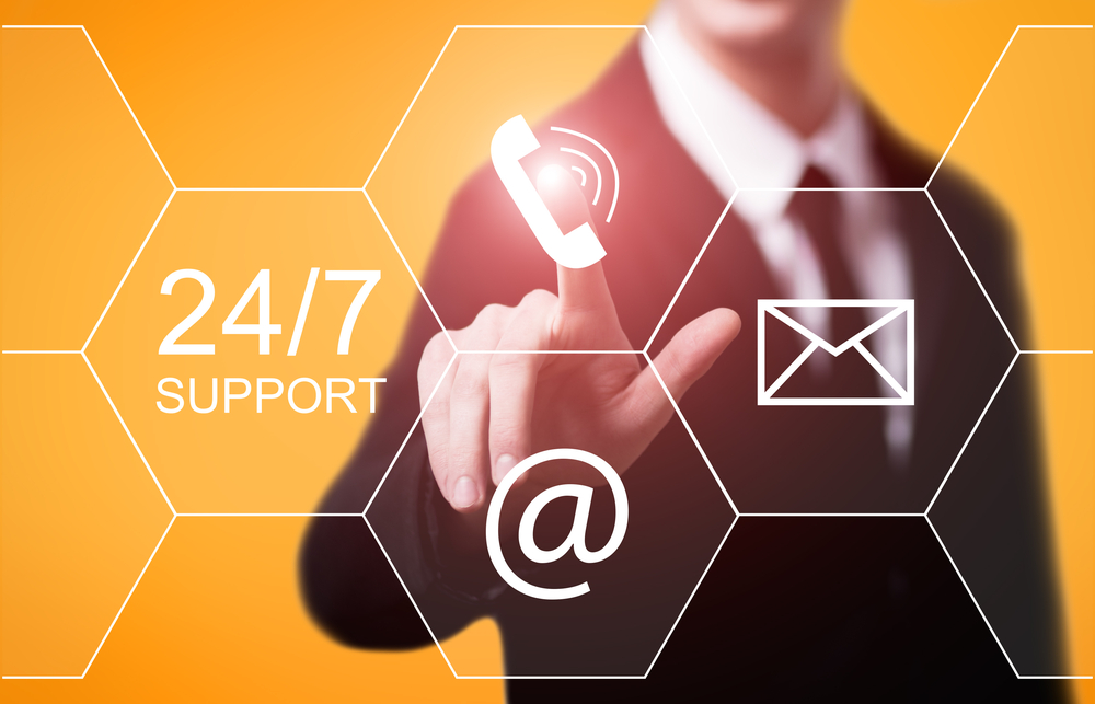 خدمة الدعم الفنى 24/7